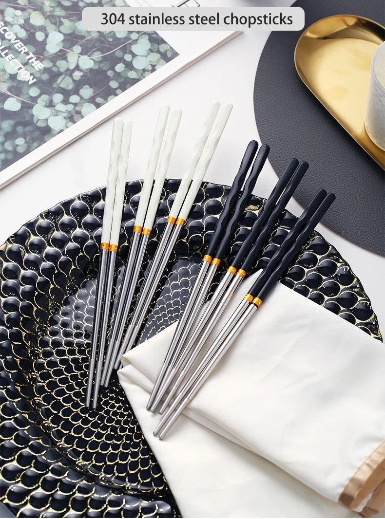 1 Pair Stainless Steel Chopsticks Japanese Wand Metal Food Sticks Korean Sushi Noodles Chopsticks Reusable Food Stick