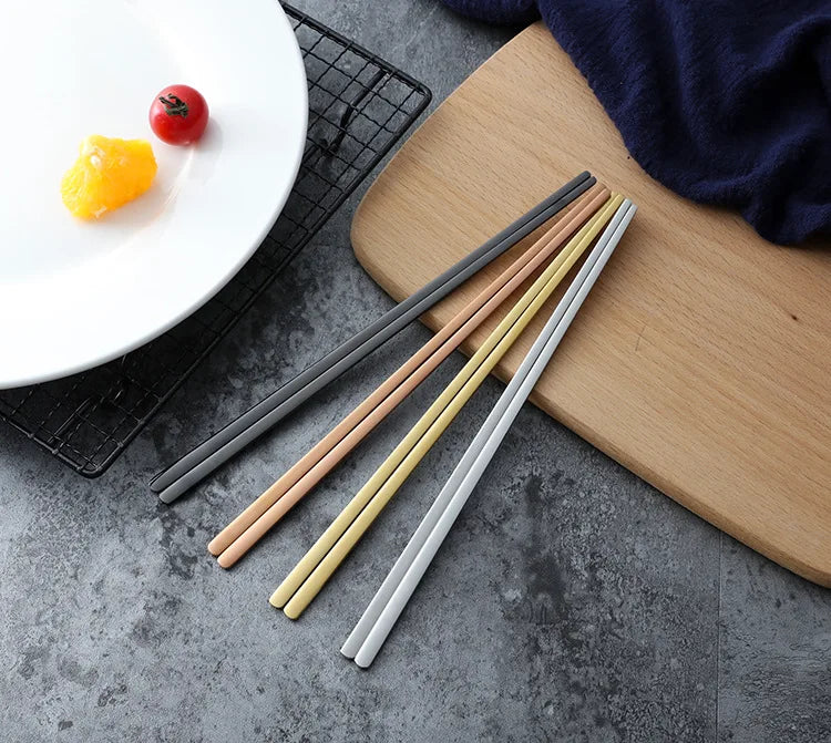 1 pair Korean Stainless Steel Solid Flat Chopsticks Titanium Gold Japanese Sushi Chop Sticks Kitchen Dinnerware Tools